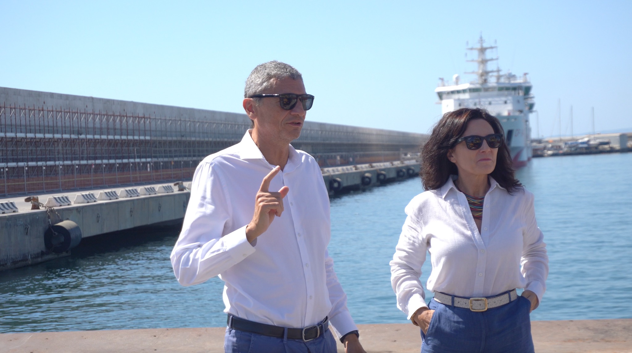 Catania expands cruise berth capacity for next-generation ships
The refurbishment of Berth 25 at the Port of Catania marks a key step in the redevelopment strategy led by Francesco Di Sarcina, President of the Eastern Sicily Sea Port System Authority. With 405 meters in length, a minimum depth of 9 meters, and 7,000 sqm dedicated to land-side logistics, the new berth is ready to host large cruise vessels.
Our member Raffaella Del Prete, General Manager at GPH, states:
“With Berth 25, Catania now offers three operational cruise berths for next-gen vessels. The extensive surrounding area improves tourist flow and city-port connection, enhancing the guest experience. This is a great example of successful collaboration with the Port Authority.”
Congratulations to Raffaella and all the teams involved!
#wistainternational #womenwhomovetheworld
Catania amplia l’offerta per le navi da crociera di nuova generazione
Con il completamento del restyling della Banchina 25, il Porto di Catania si apre a nuove opportunità nel settore crocieristico. Il progetto, parte del più ampio piano di riqualificazione promosso dal Presidente dell’Autorità di Sistema Portuale del Mare di Sicilia Orientale, Francesco Di Sarcina, consente oggi l’attracco di grandi navi grazie a 405 metri di banchina, 9 metri di pescaggio minimo e 7.000 mq destinati alla logistica turistica a terra.
La nostra socia Raffaella Del Prete, General Manager di GPH, commenta:
“Con Banchina 25, Catania dispone ora di tre attracchi operativi per navi da crociera di ultima generazione. L’ampia area logistica a terra ottimizza i flussi turistici e le connessioni porto-città, migliorando l’esperienza degli ospiti. Un esempio concreto di collaborazione virtuosa con l’Autorità Portuale.”
Congratulazioni a Raffaella e a tutte le realtà coinvolte!
#wistaitaly #professionistedelmare