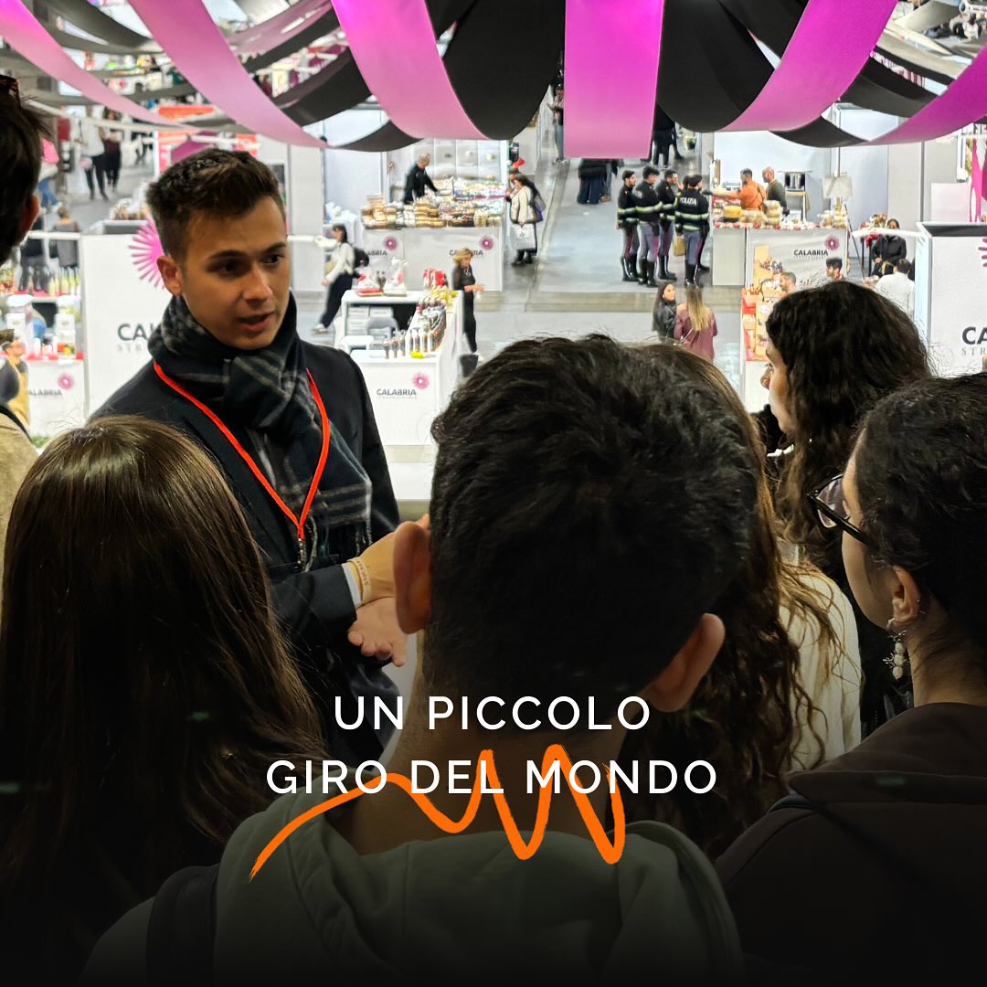 Siamo stati in visita ad Artigiano in Fiera per scoprire da vicino una delle manifestazioni internazionali più importanti dedicate all’artigianato.
Â
E durante la visita non eravamo soli: ad accompagn...