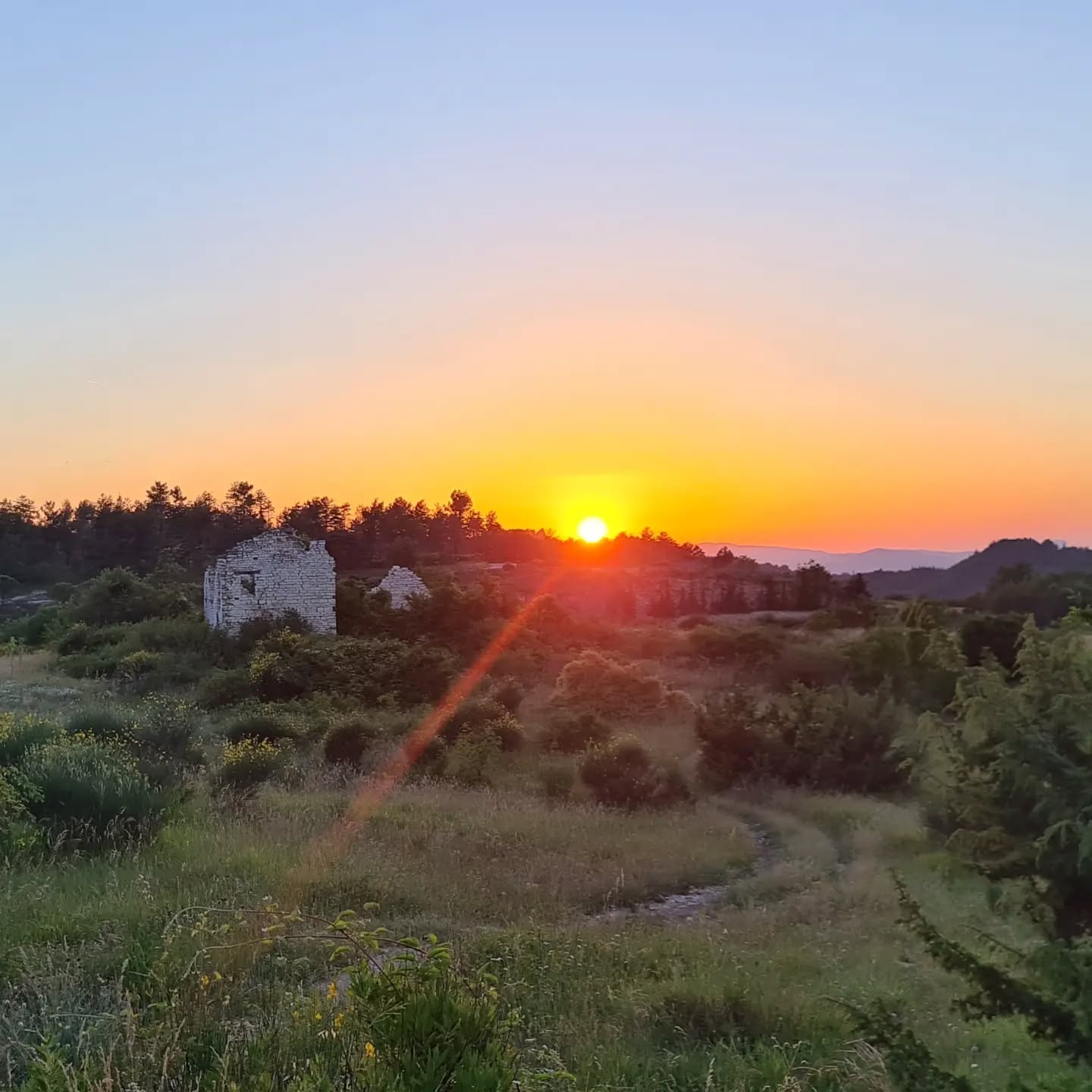 Tramonto sulle Cesane