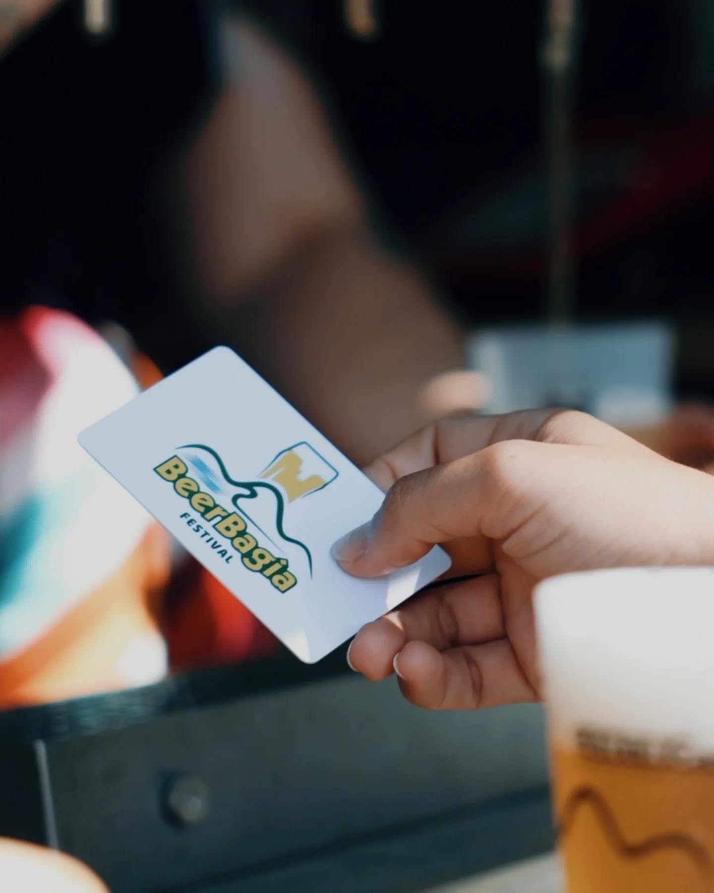 Tutto quello che ti serve sapere prima di venire al BeerBagia🍻
Quando:
Venerdì 29 maggio • dalle 17.00
Sabato 30 e domenica 31 maggio • dalle 10.30
Ingresso gratuito.
Come pagare
All'interno del festival si paga con la card ricaricabile BeerBagia Pay da richiedere ai punti cassa (cauzione €2). Il credito residuo è valido fino a domenica 31.
I rimborsi si richiedono solo durante il festival, entro gli orari di chiusura. Nessun rimborso online.
Il bicchiere
Le birre si degustano con il bicchiere ufficiale BeerBagia (€5), sostenibile e riutilizzabile, con portabicchiere incluso.
Come arrivare
Porticciolo del Lago di Gusana, Gavoi, lungo la SS128.
Per chi preferisce lasciare l'auto in paese, è attiva la navetta gratuita Gavoi ↔️ Lago di Gusana per tutta la durata del festival.
🌿 Rispetta la raccolta differenziata, evita i mozziconi per terra, non inquinare il lago. Ci vediamo al BeerBagia🍻
#BeerBagia2026