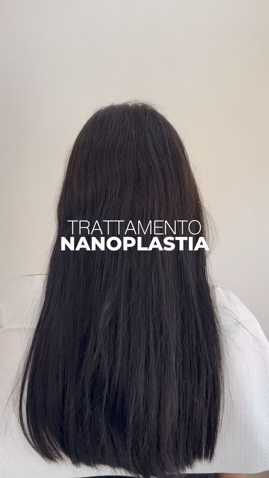 La nanoplastia è un trattamento tecnico professionale pensato per disciplinare la fibra capillare, ridurre l'effetto crespo e donare ai capelli un liscio supremo, morbido e luminoso.
La nanoplastia non deve essere confusa con una stiratura aggressiva: il suo obiettivo non è solo "rendere il capello liscio", ma migliorare la qualità estetica della chioma, rendendola più compatta, luminosa e disciplinata.
Un rituale di bellezza pensato per chi desidera capelli più gestibili, sani alla vista e pieni di luce.
Per maggiori info chiama al +39 02 979 0441 e prenota il tuo trattamento! Riscoprirai il piacere di una piega perfetta ogni giorno ✨
#numero3hairstyle #hairstylist #nanoplastia #trattamentocapelli #capellisani #Anticrespo #anticrespo #haircare #haircaretips #haircareroutine #saloneparrucchieri #capelliluminosi #shinyhair #beautyroutine